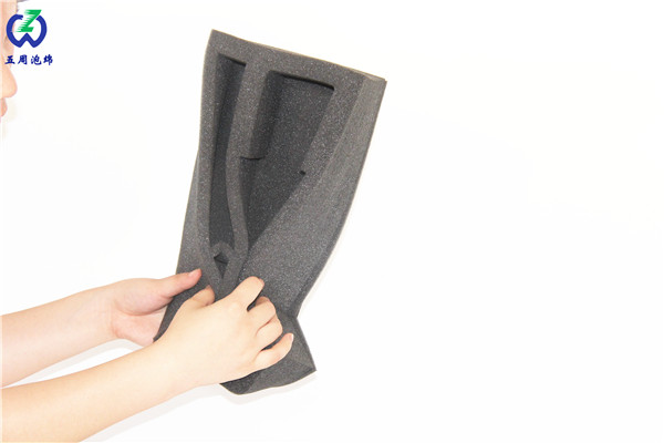 小知識(shí)：海綿為什么會(huì)吸水？