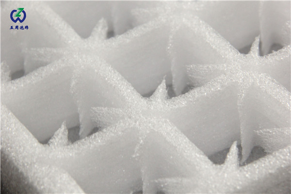 枇杷內(nèi)托只有防震的作用嗎？