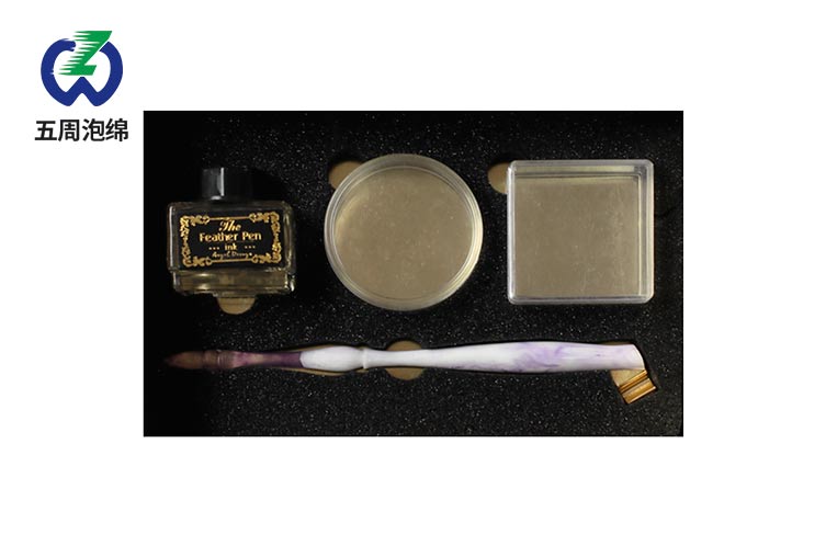 精品內(nèi)襯選用海綿內(nèi)襯你選對了嗎？