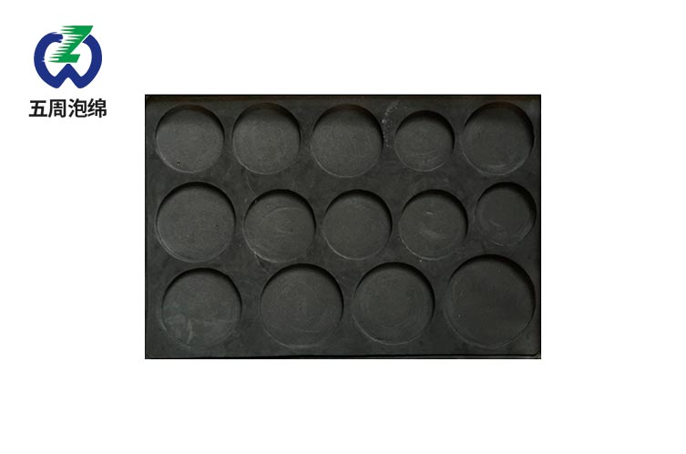 異型EVA內(nèi)襯雕刻成型的特點