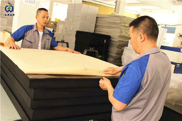 五周泡綿|反復(fù)打樣確認(rèn)，只為“精益求精”