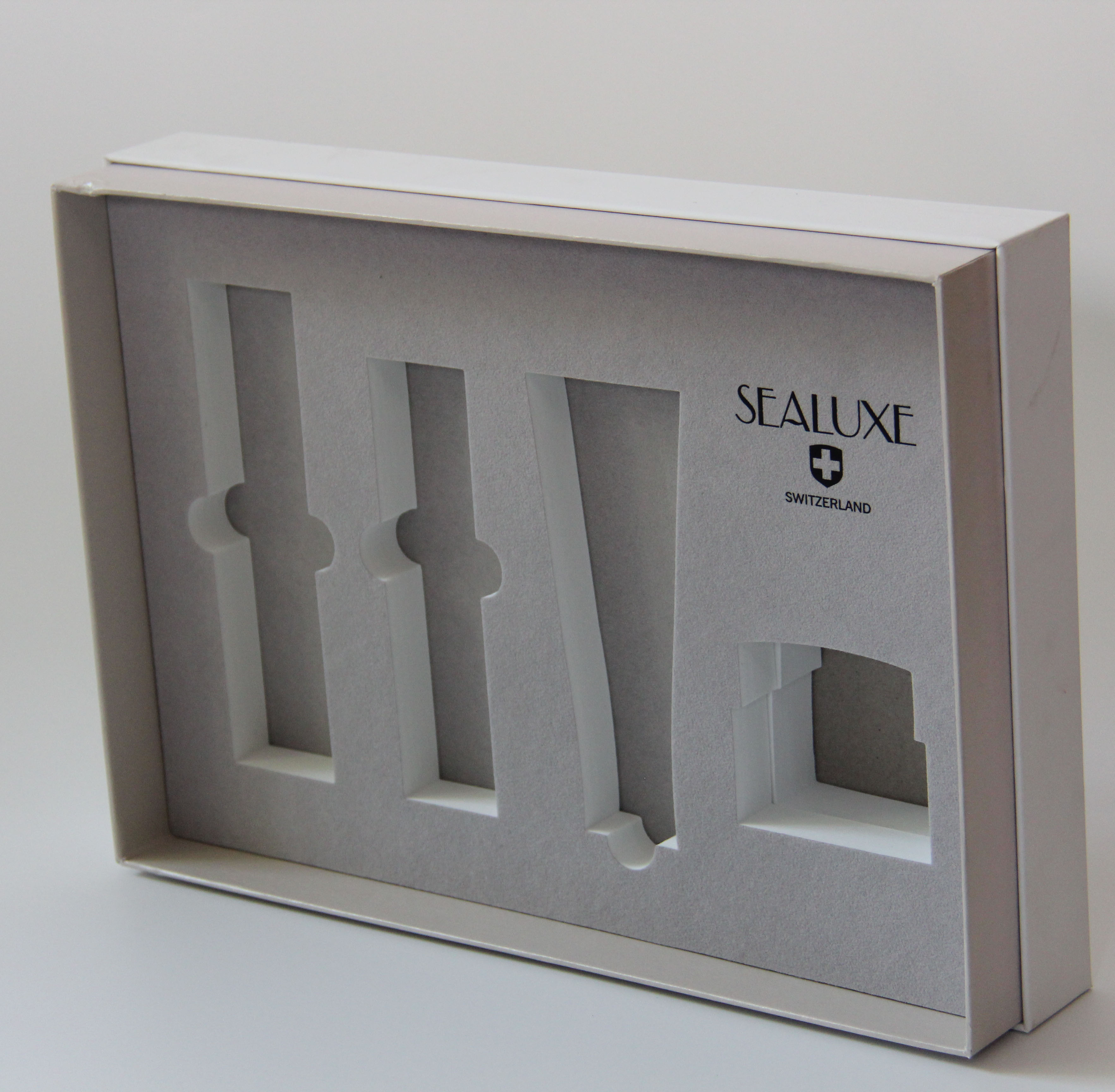 EVA泡綿內(nèi)襯定制：如何提高化妝品禮盒包裝檔次？