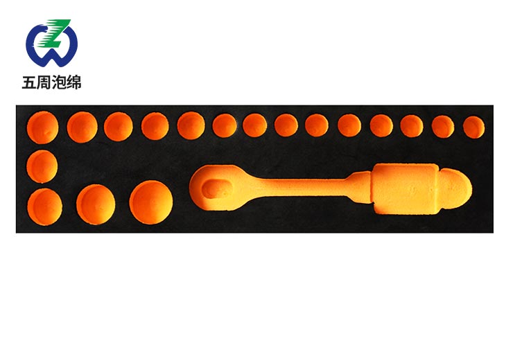 從科技感到環(huán)保愛，EVA材質(zhì)產(chǎn)品如何實(shí)現(xiàn)雙贏？