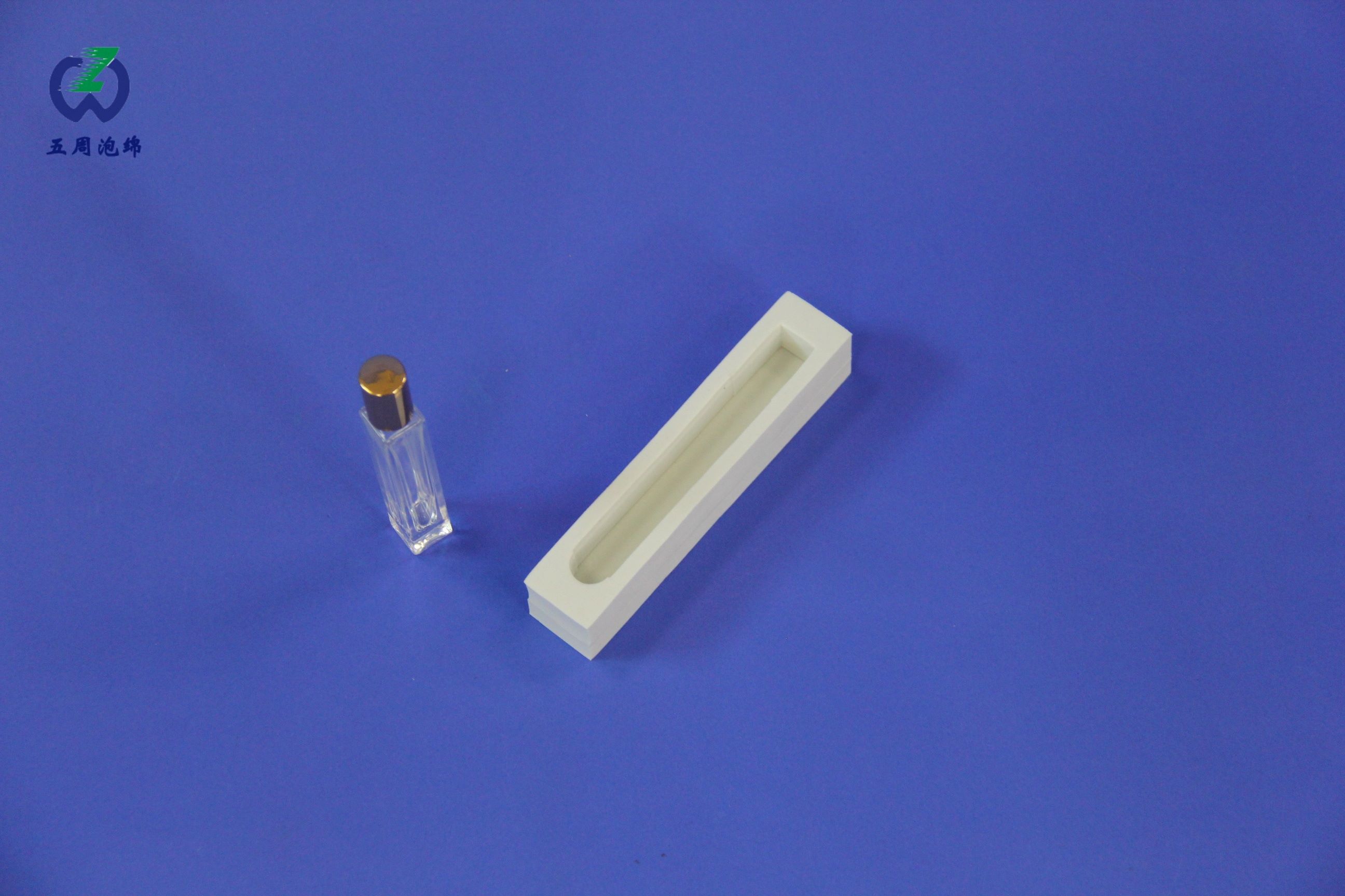 你的精油瓶易碎易晃動(dòng)？EVA泡棉定制內(nèi)襯能避免哪些風(fēng)險(xiǎn)？