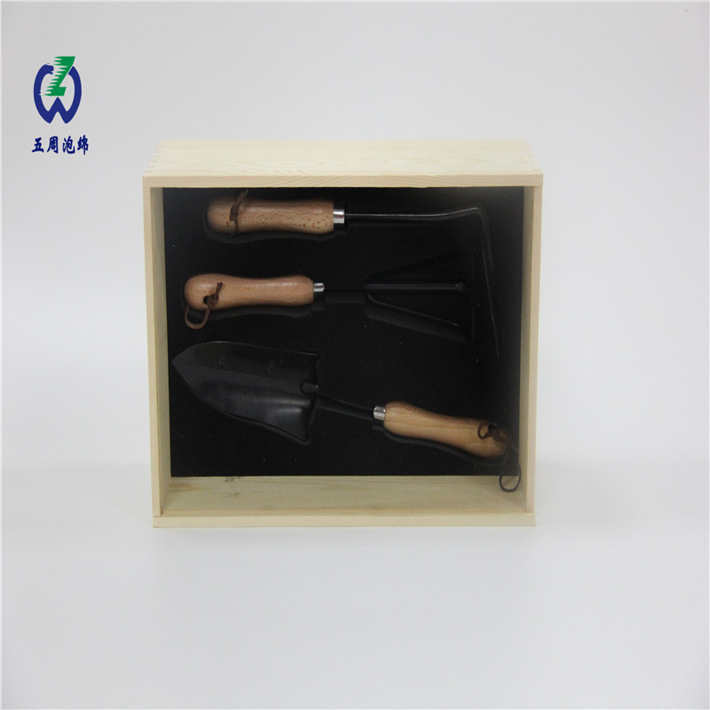 園藝工具套裝包裝：EVA泡棉內(nèi)襯的精準(zhǔn)適配與質(zhì)感升級(jí)